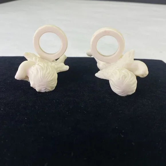 Vintage Pair Of White Bisque Porcelain Angel Candle Huggers Figurines - Picture 5 of 9